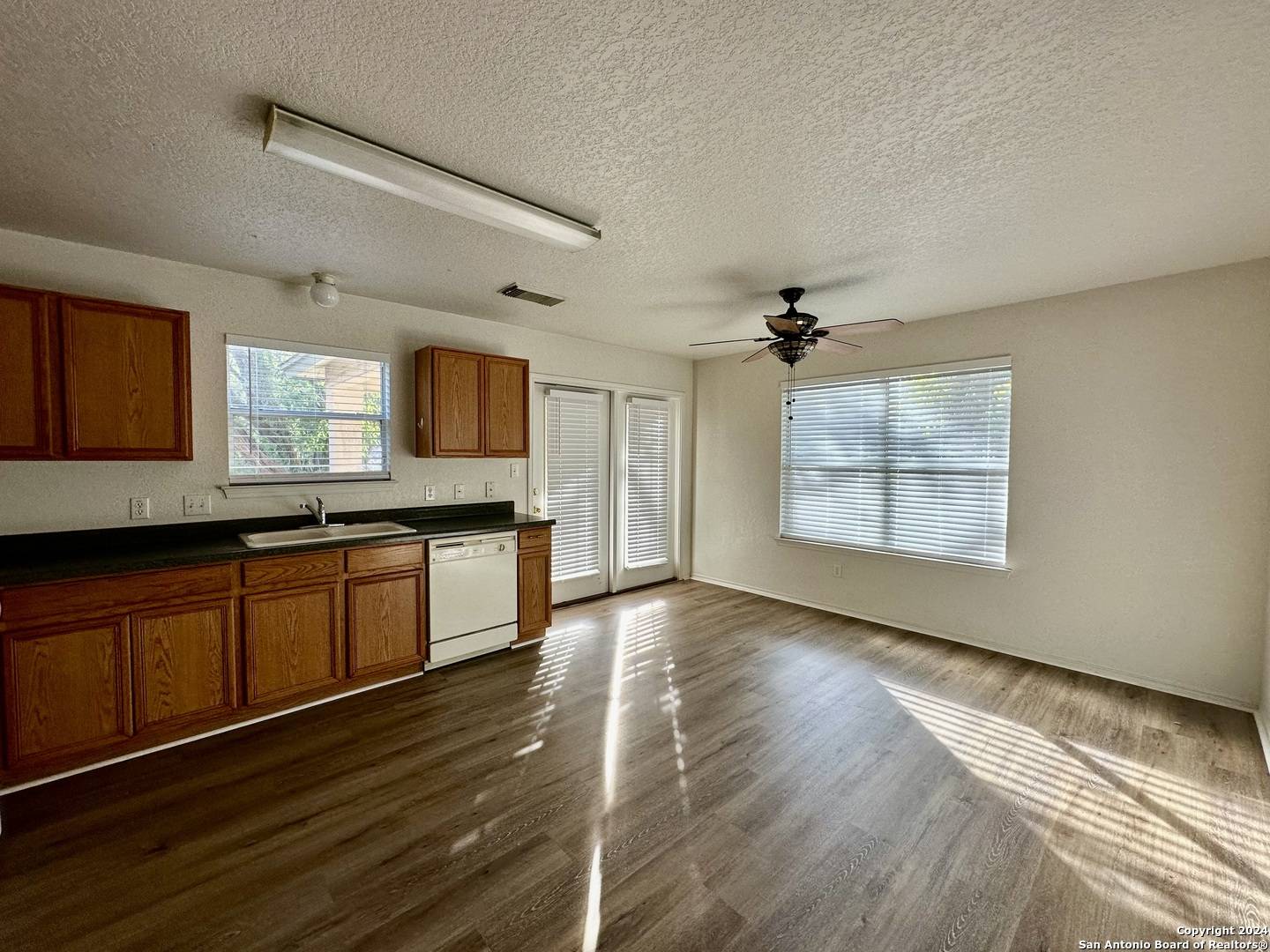 San Antonio, TX 78249-1540,330 AGENCY OAKS