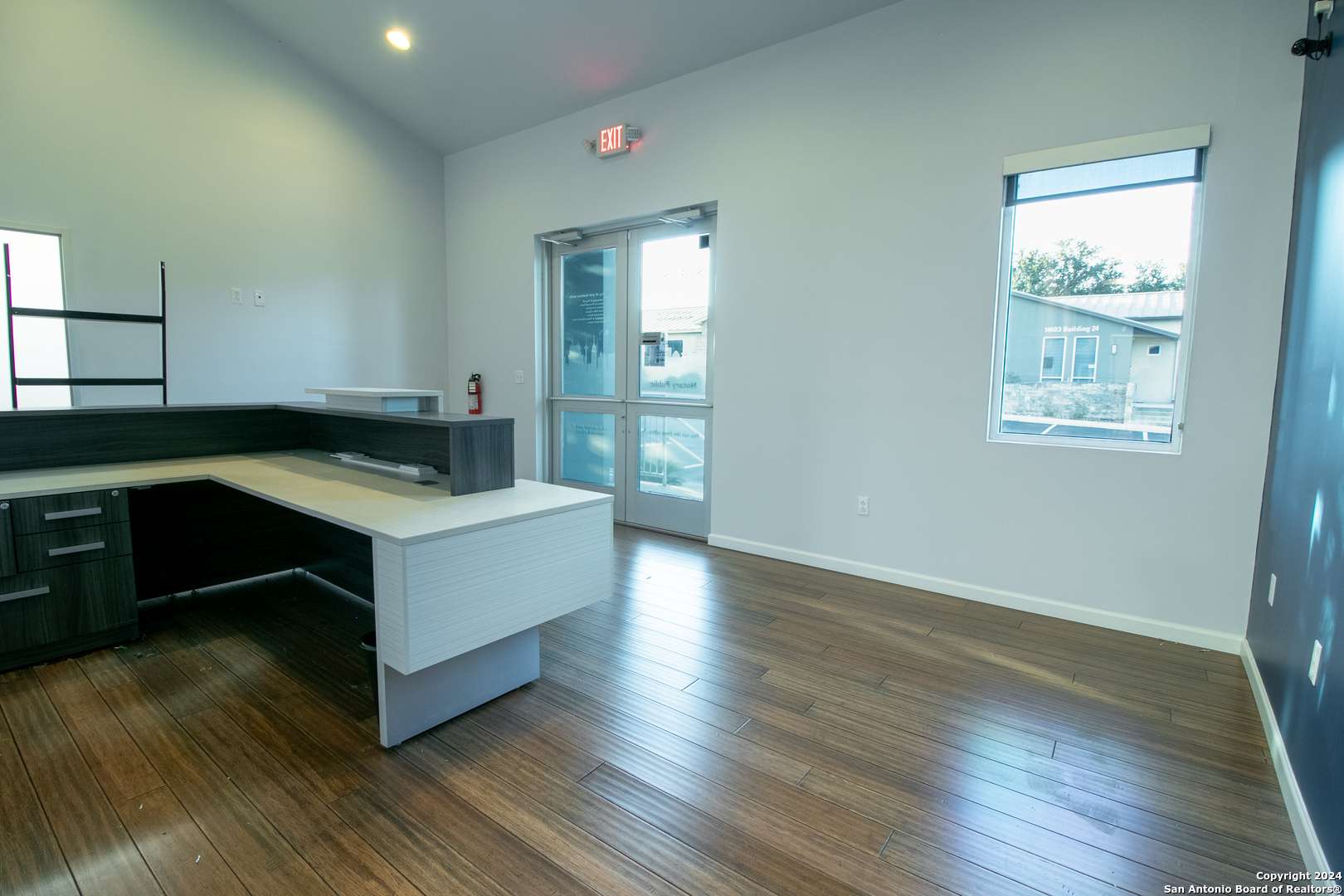 San Antonio, TX 78230-5469,14603 HUEBNER RD UNIT 3