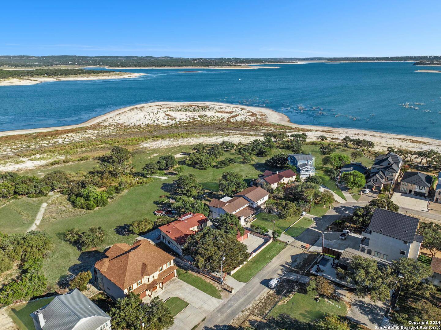Canyon Lake, TX 78133-5798,408 EDGE HILL DR
