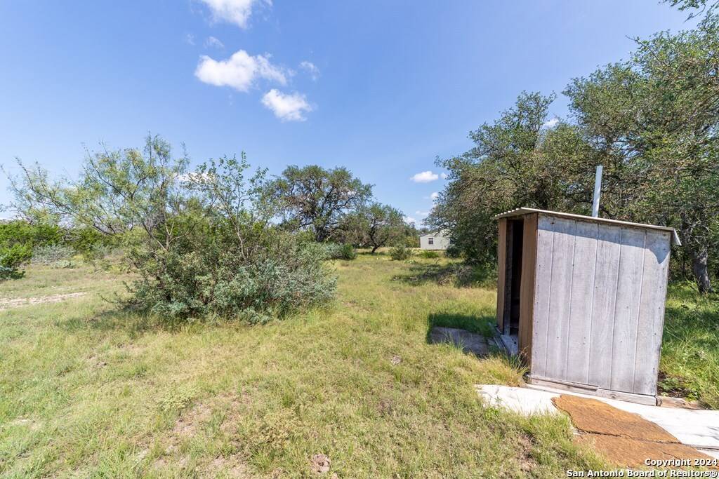 Rocksprings, TX 78880,718 SD 94430