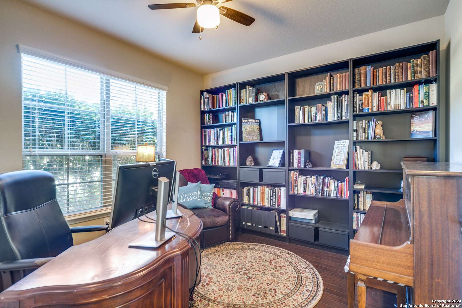 Boerne, TX 78006-1725,316 ENGLISH OAKS CIR
