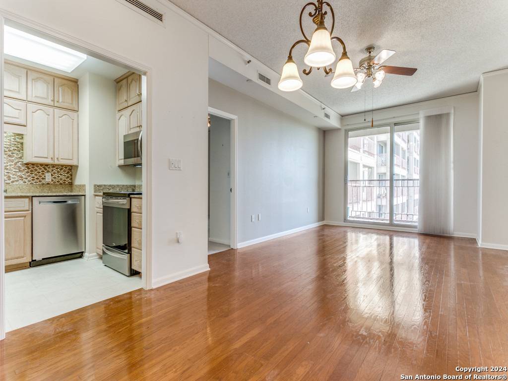 San Antonio, TX 78209,1 Towers Park Ln UNIT 1913