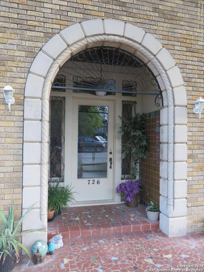 San Antonio, TX 78212-3665,726 RUSSELL PL UNIT 3