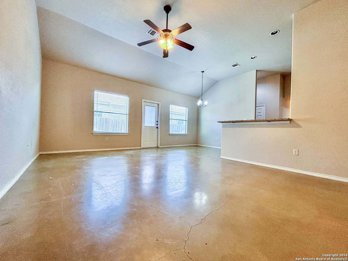 New Braunfels, TX 78130,752 Saengerhalle Road