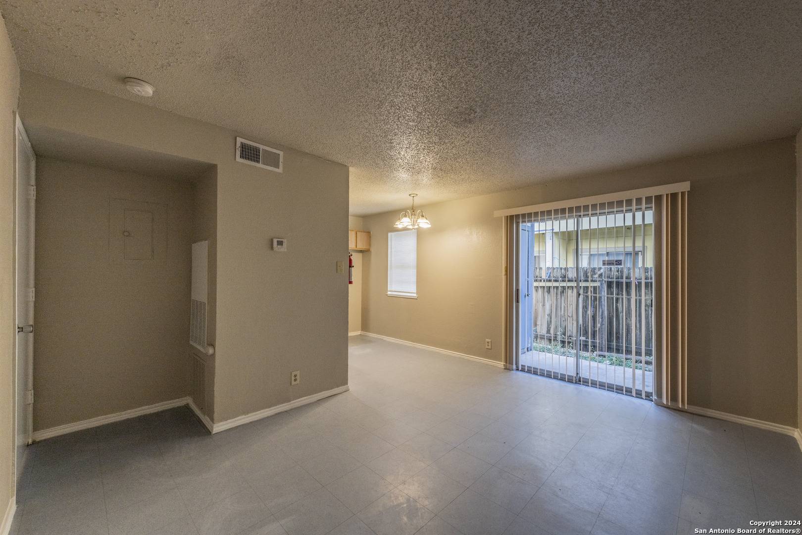 San Antonio, TX 78201,1634 Woodlawn UNIT 5