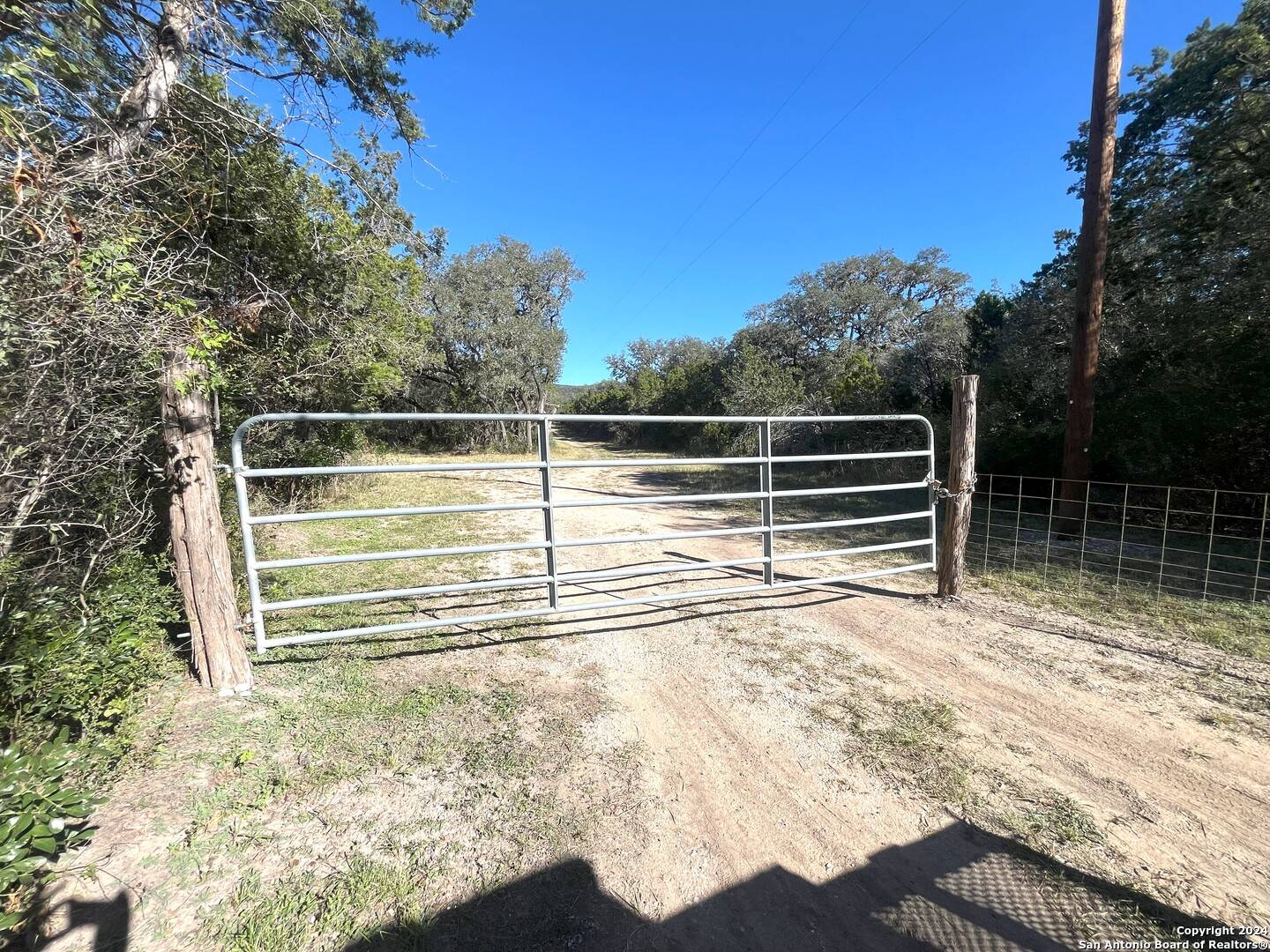 Leakey, TX 78873,2763 ranch road 337