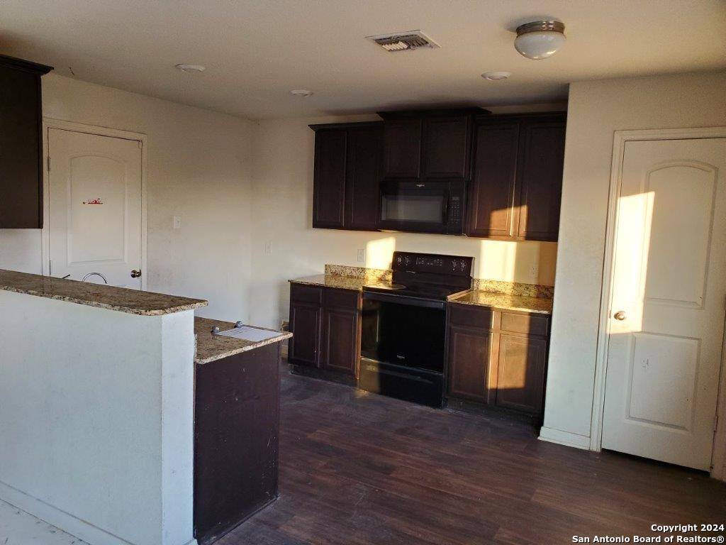 San Antonio, TX 78222-4455,3315 ROSALIND WAY