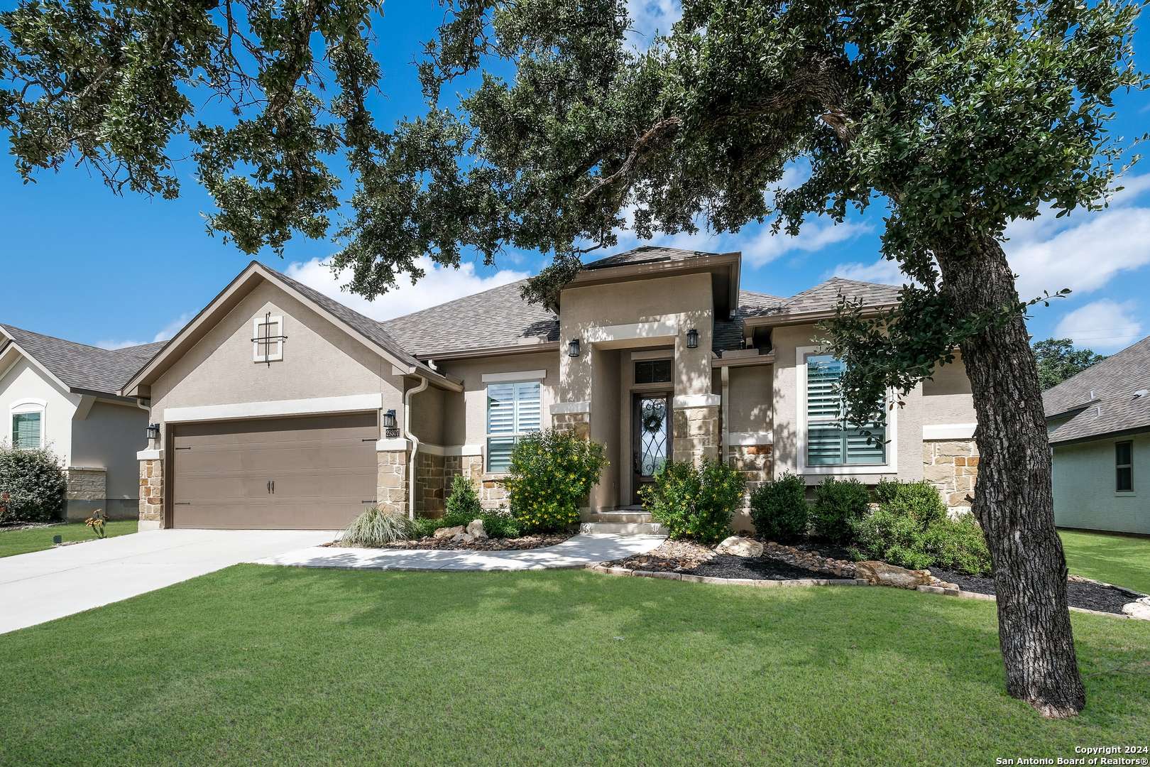 Boerne, TX 78015-5190,29307 CHEYENNE RDG