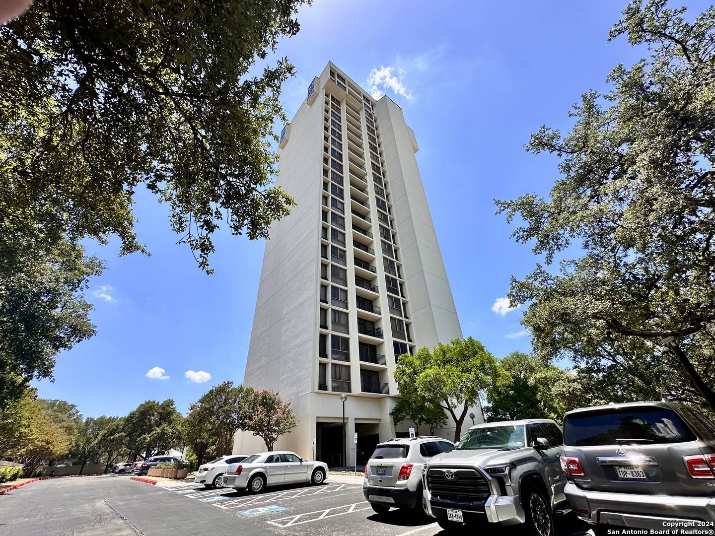San Antonio, TX 78229-4445,7701 WURZBACH RD UNIT 2301