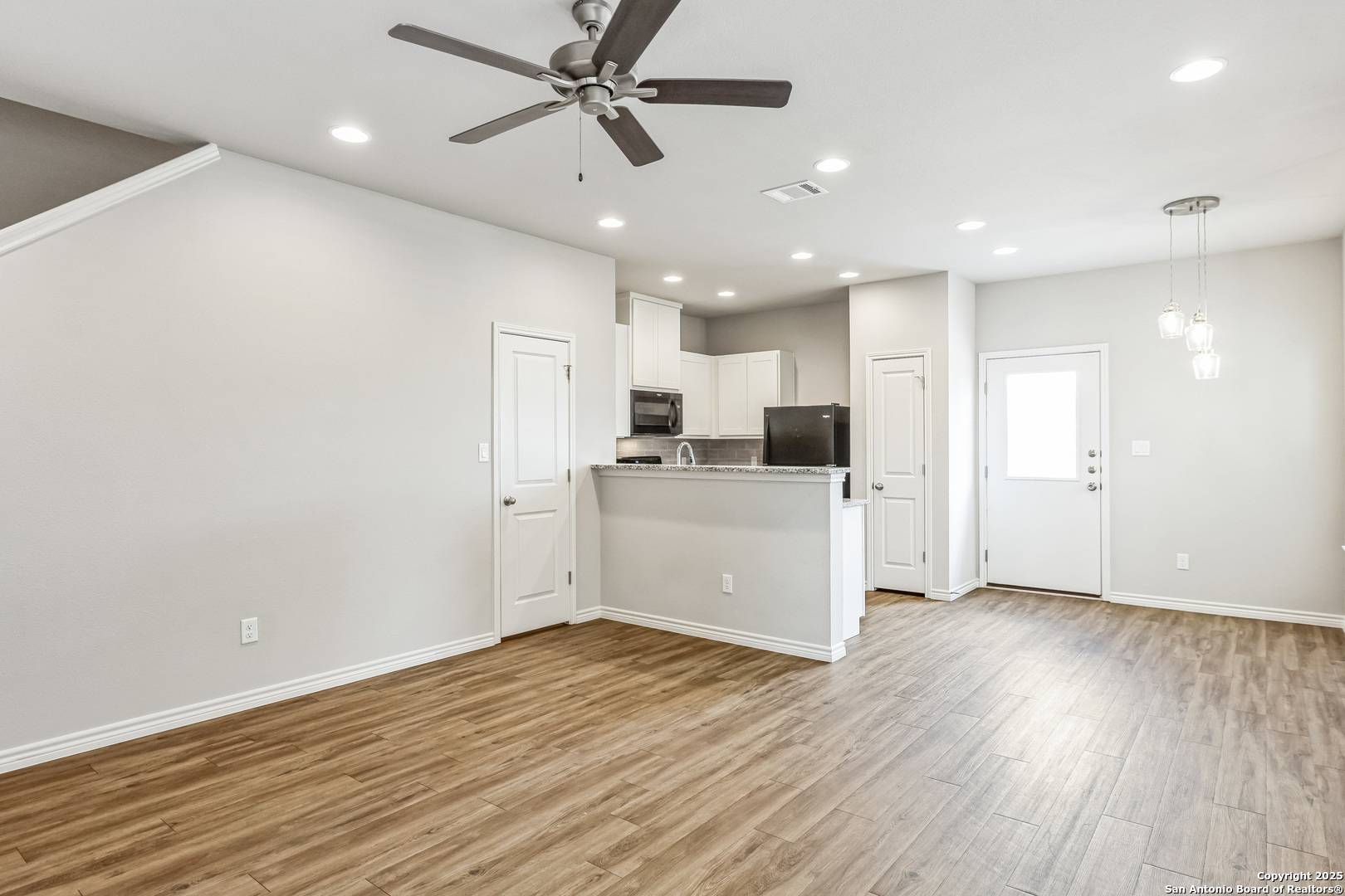 Marble Falls, TX 78654,203 Peruna