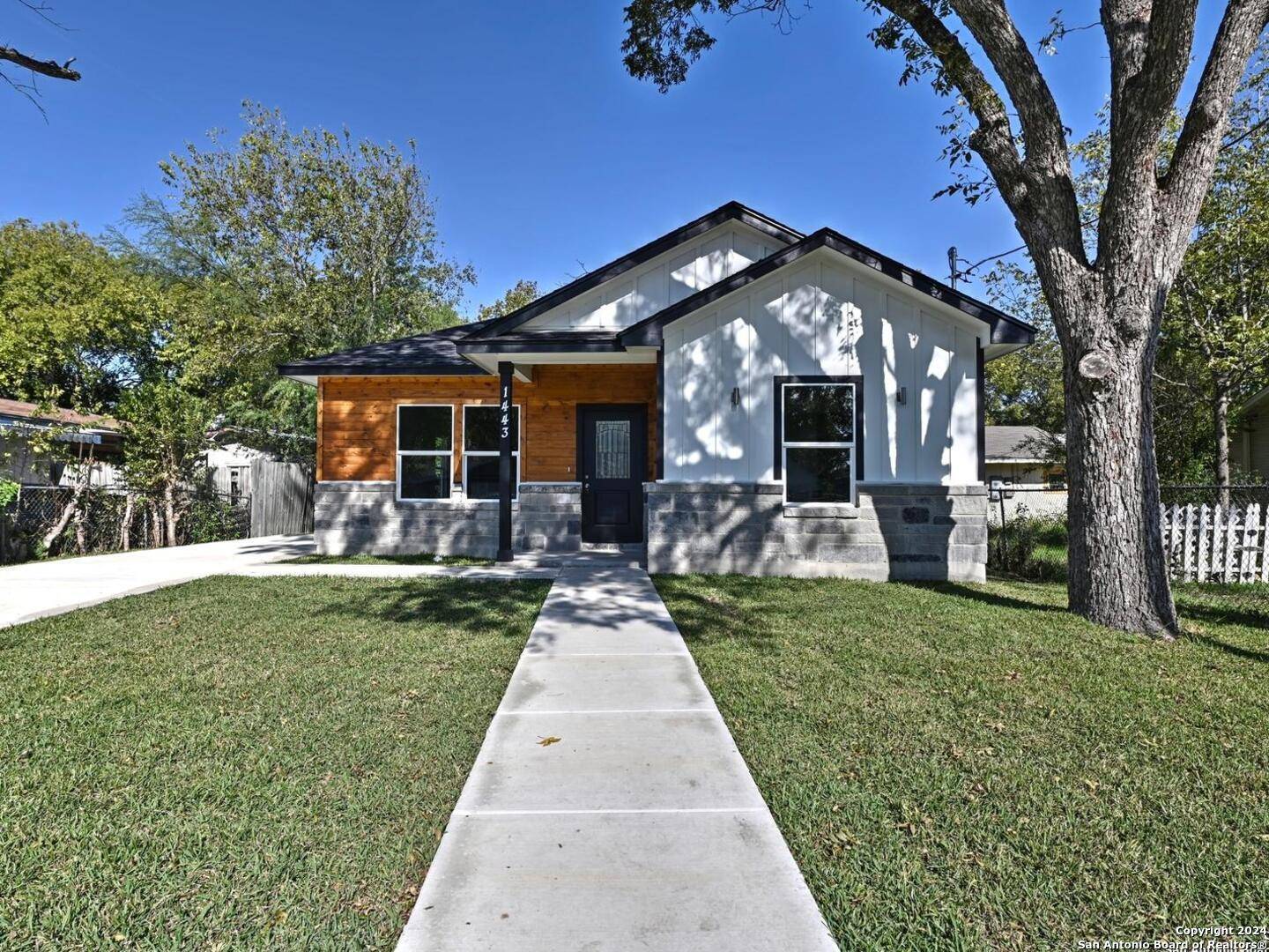 San Antonio, TX 78211,1447 Crystal St