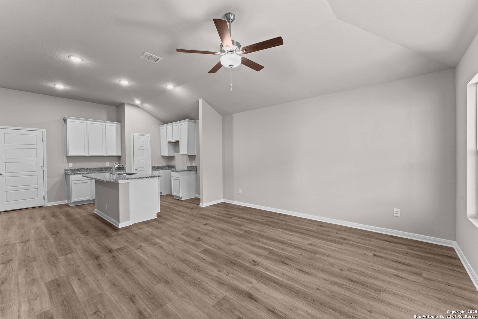 San Antonio, TX 78245,15411 Salmon Spring