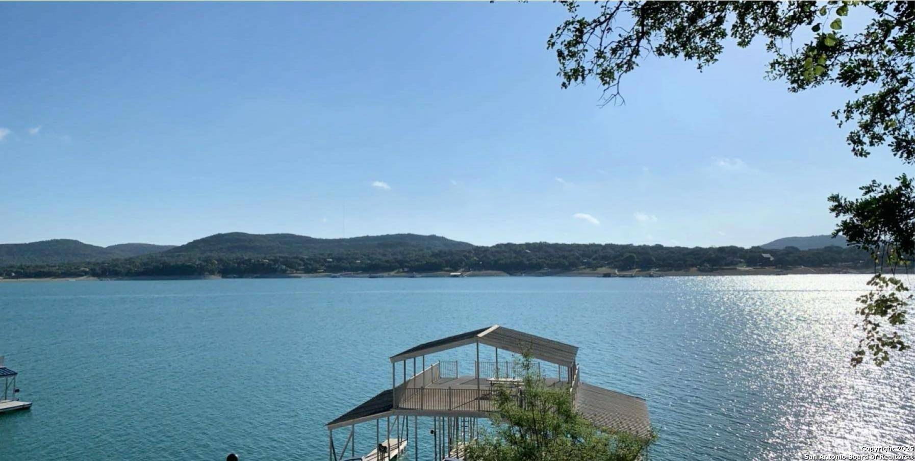 Pipe Creek, TX 78063,694 A SCENIC CIRCLE