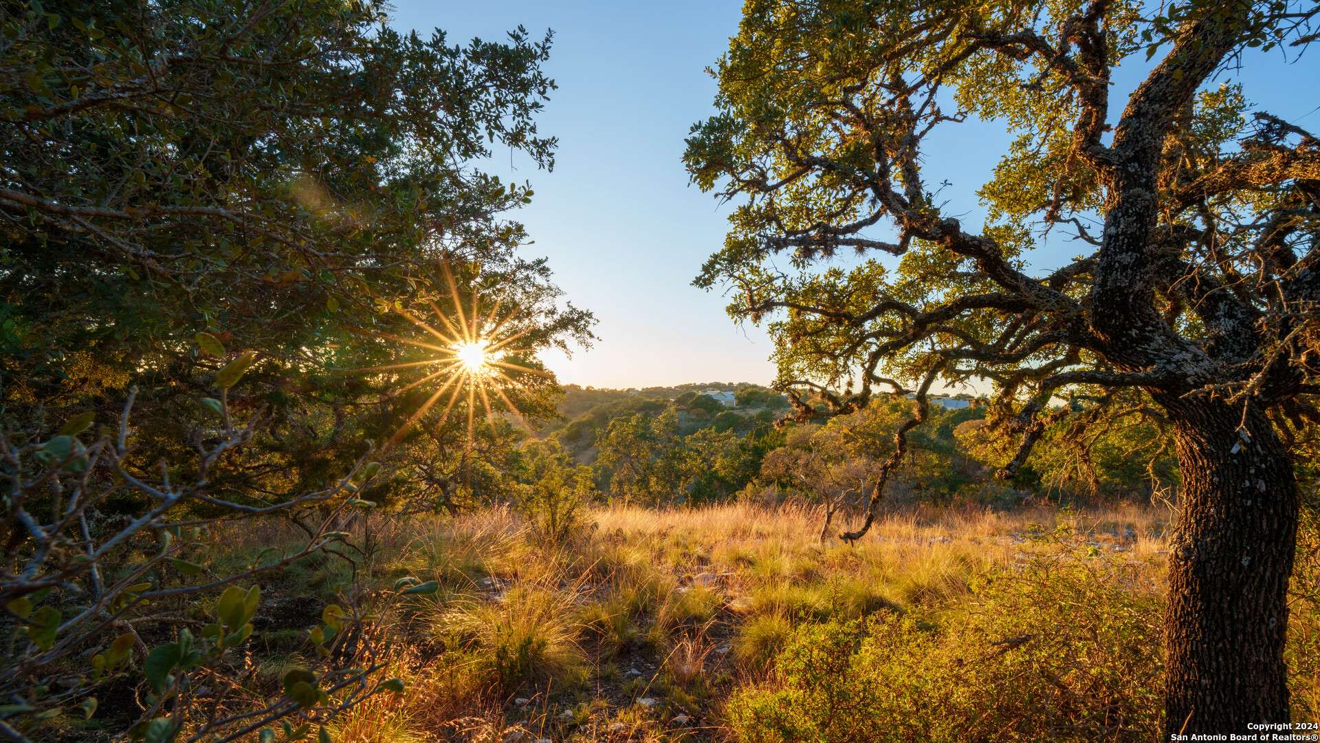 Boerne, TX 78013,259 Lookout Point N