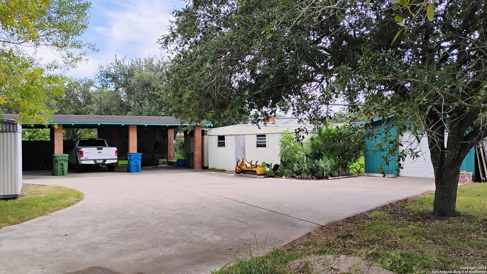 Raymondville, TX 78580,246 mccain