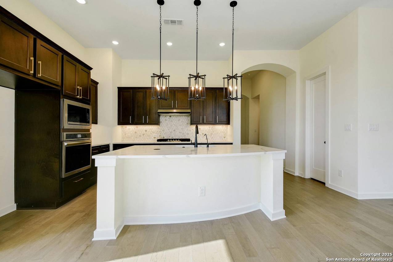 New Braunfels, TX 78130,5704 Emmett