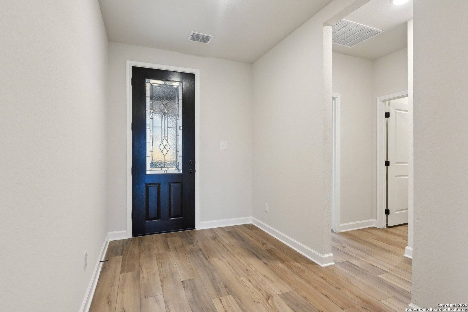 Live Oak, TX 78233,12107 Vista Flats