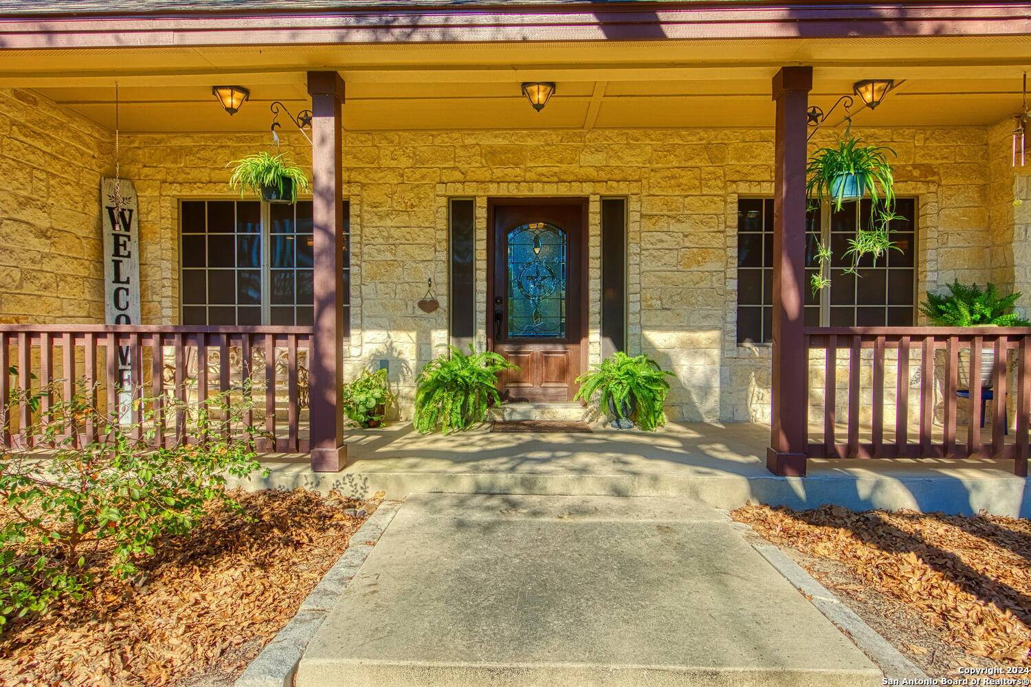 La Vernia, TX 78121-4767,536 ROSE BRANCH DR