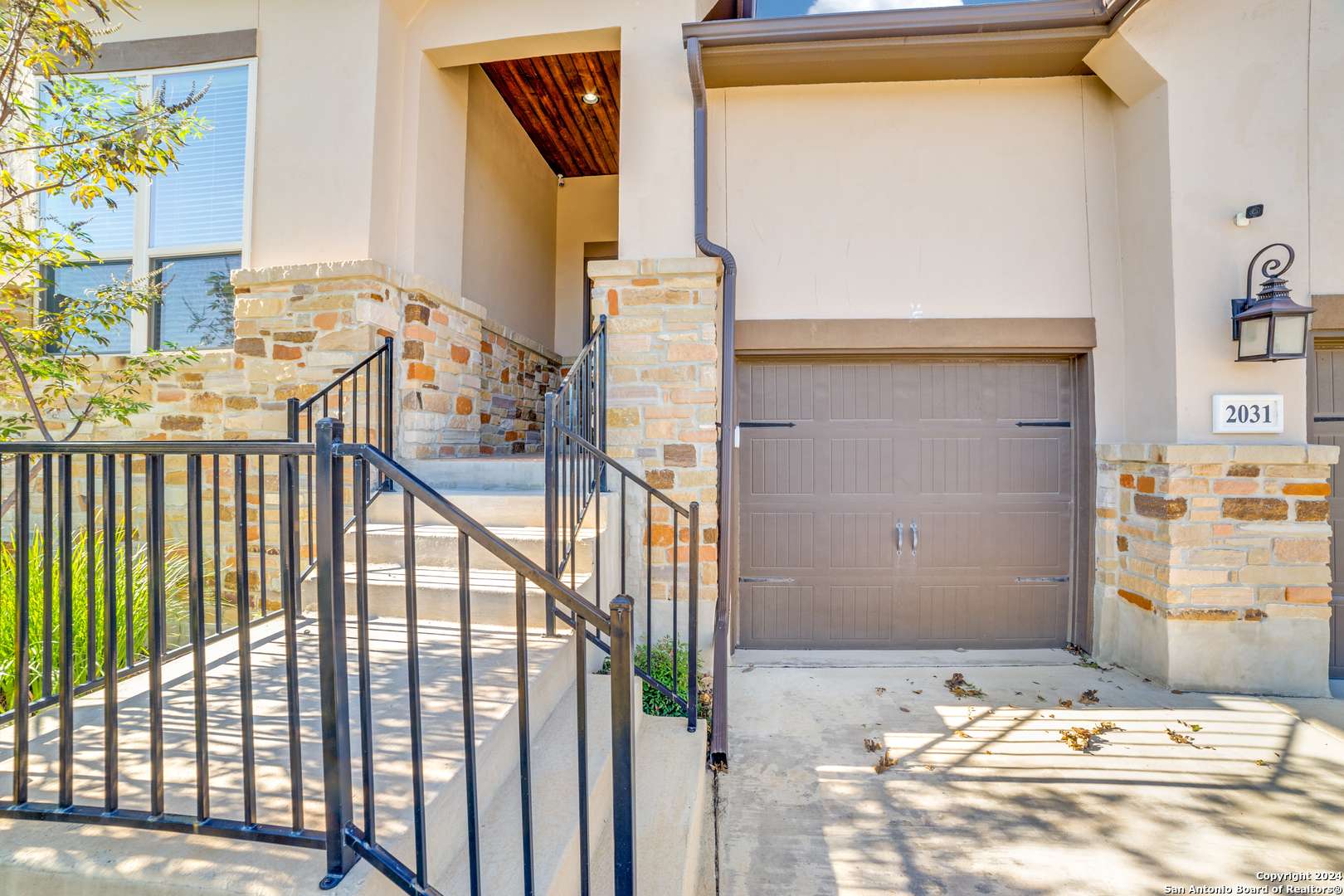 San Antonio, TX 78253-4777,2031 BUCKNER PASS