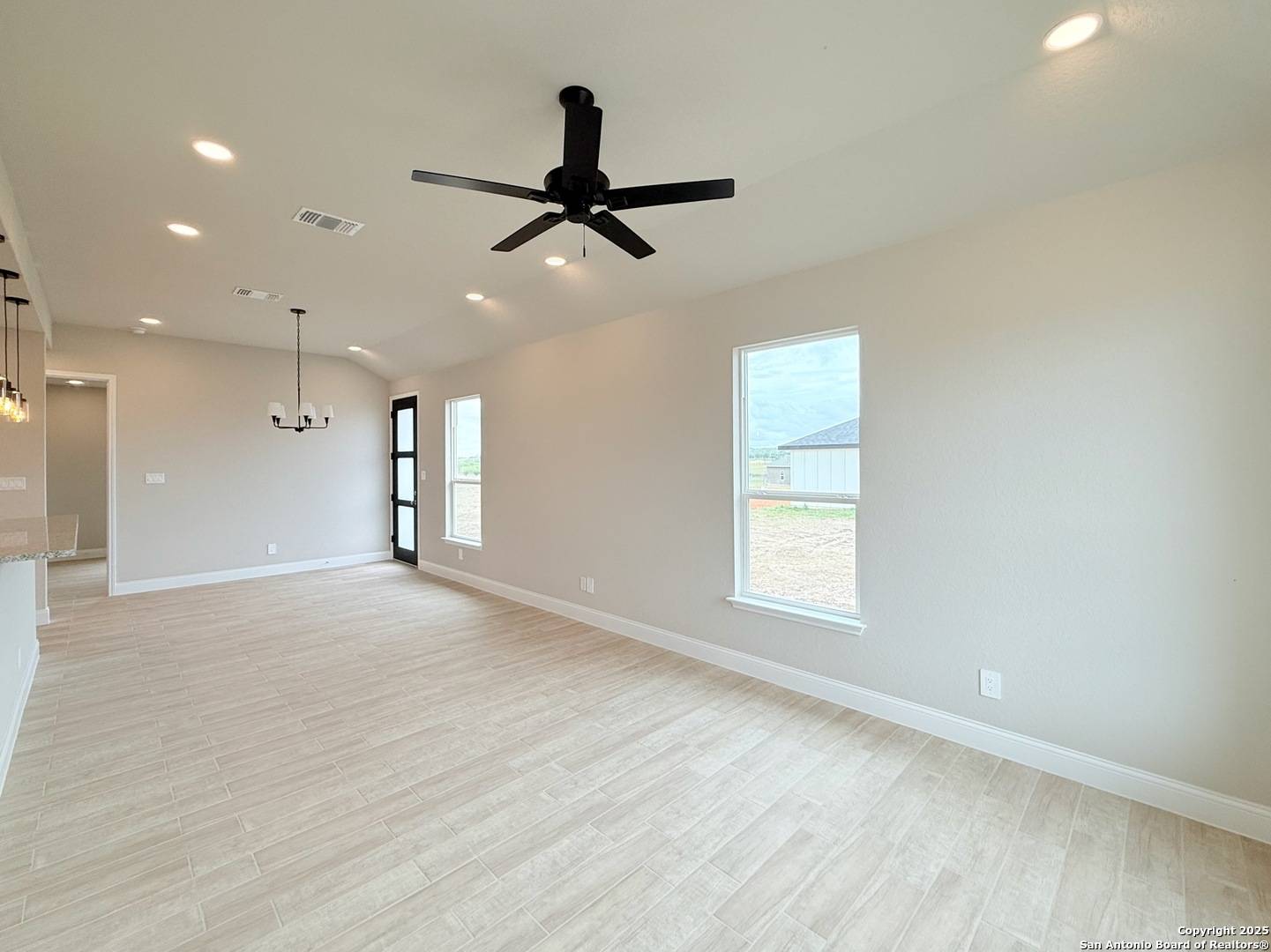 La Vernia, TX 78121,137 Camino Verde Ct