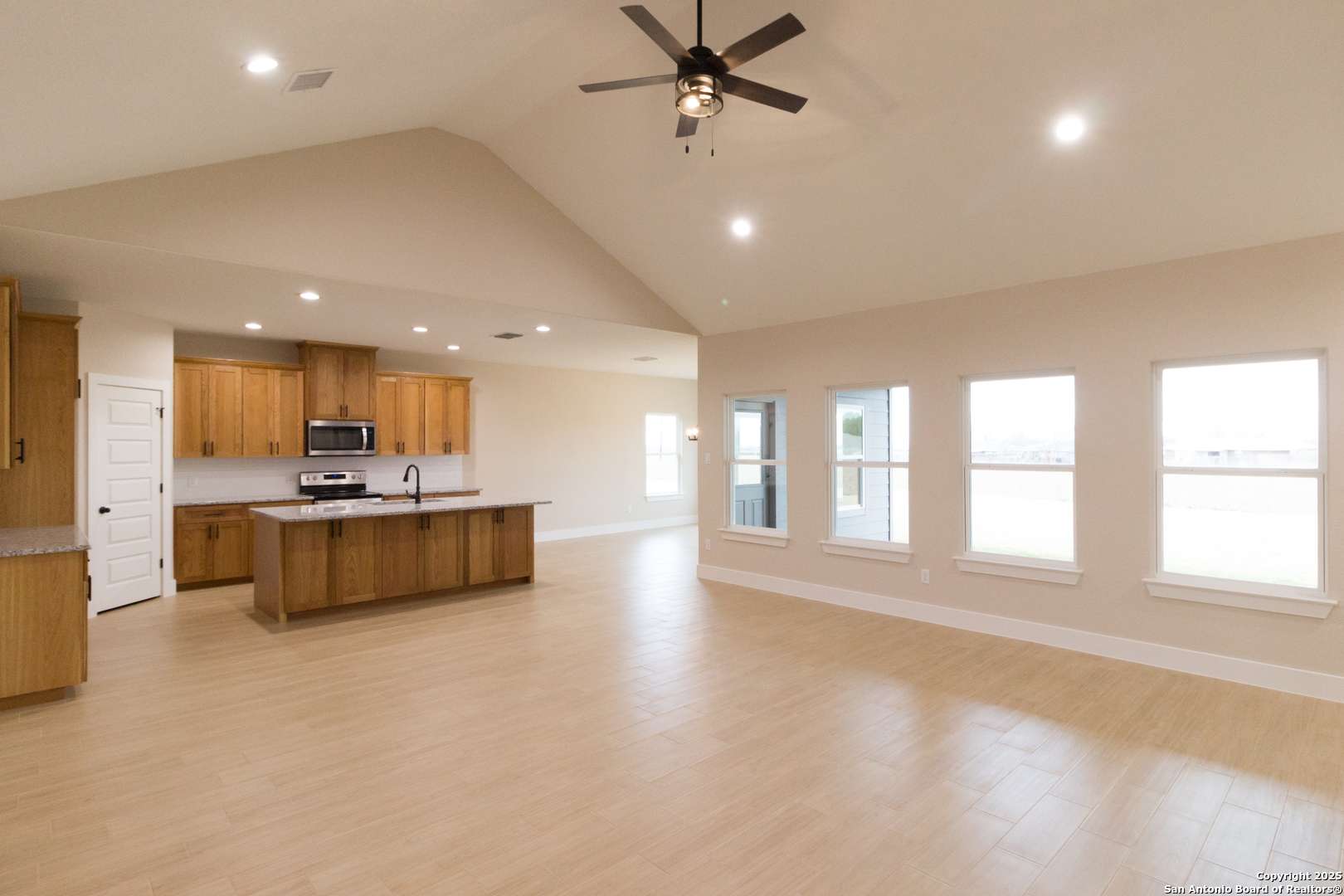 Marion, TX 78124,117 Lost Pines Ln