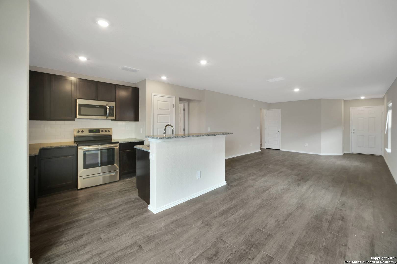 New Braunfels, TX 78130,524 Roquefort St