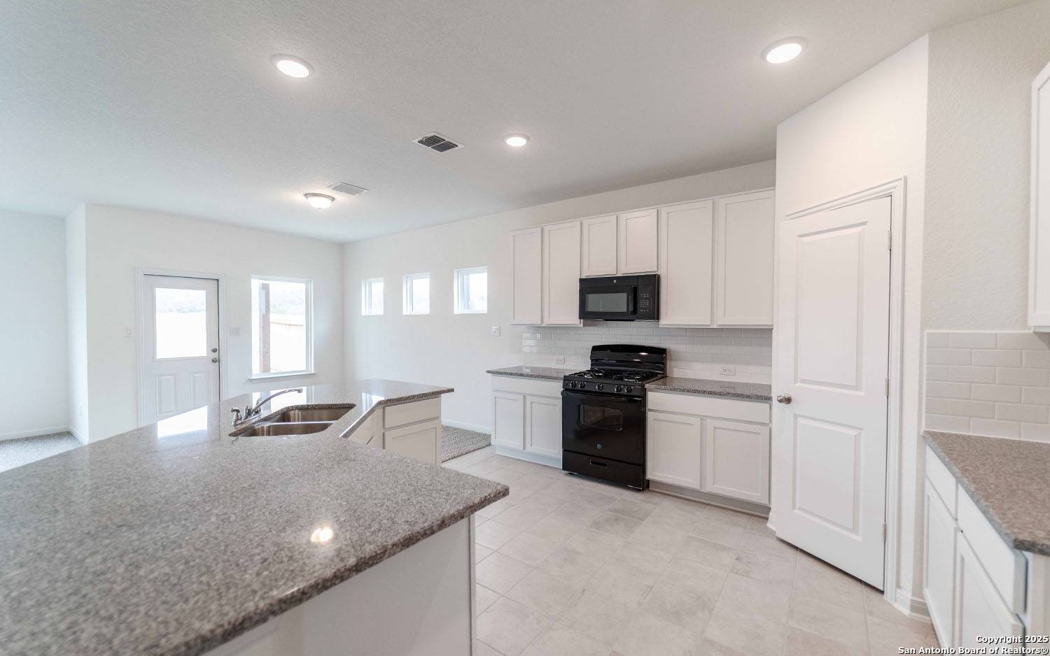 San Antonio, TX 78253,258 Ashley Loop