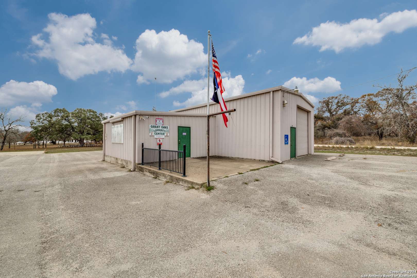 Natalia, TX 78059-2026,1600 COUNTY ROAD 770