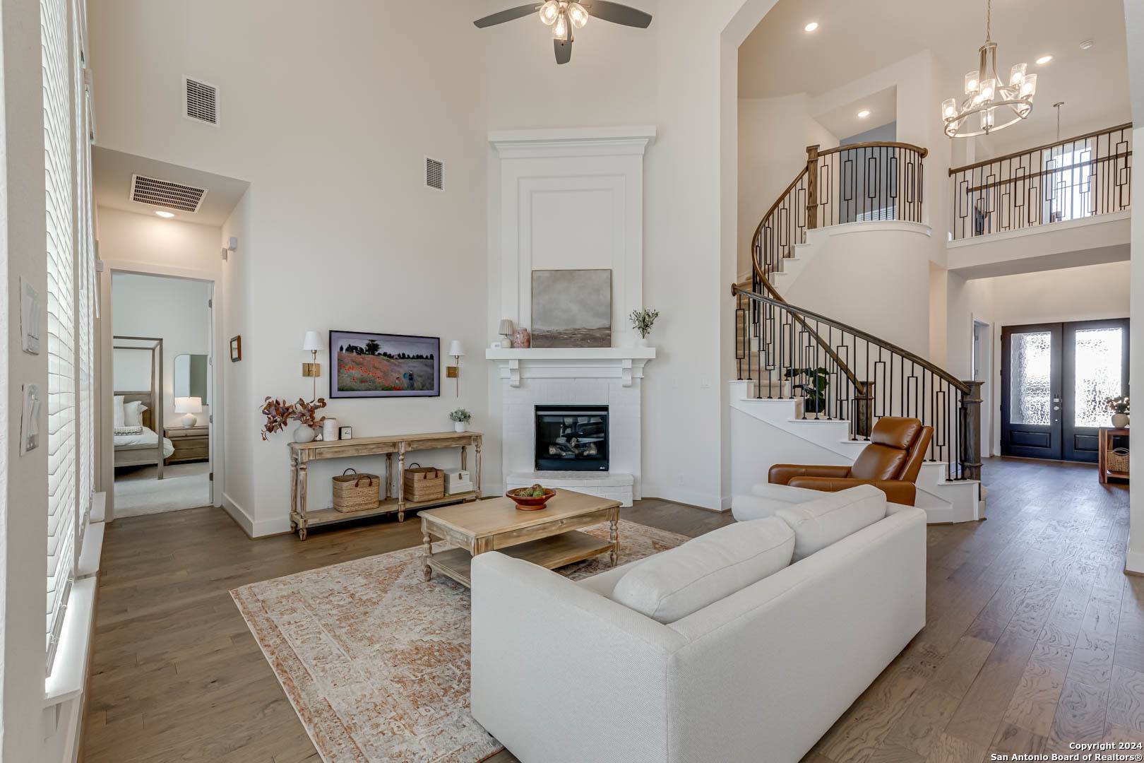 Boerne, TX 78006-2680,10042 Deidehban Dr