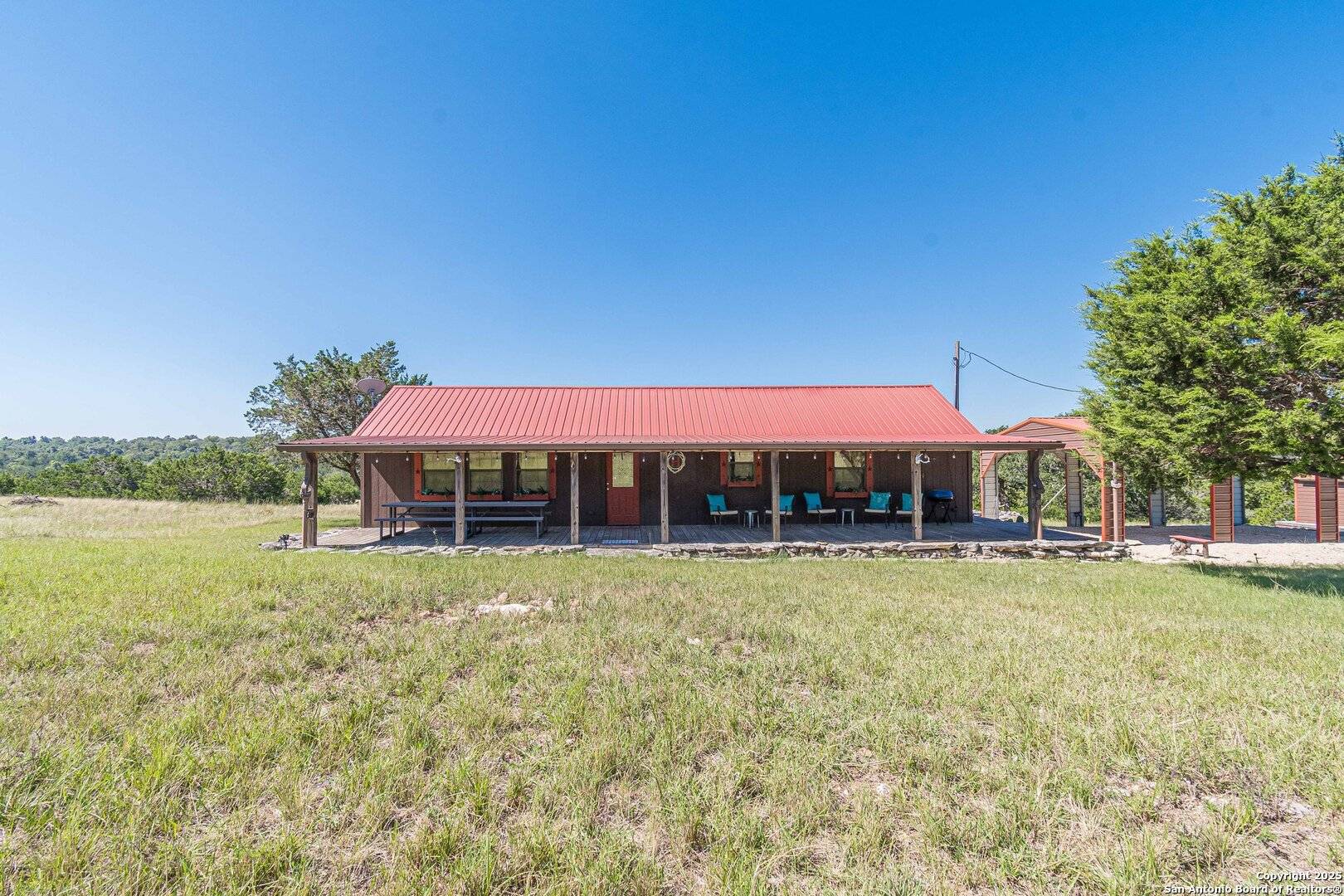 Fredericksburg, TX 78624,117 Hawk Rd.