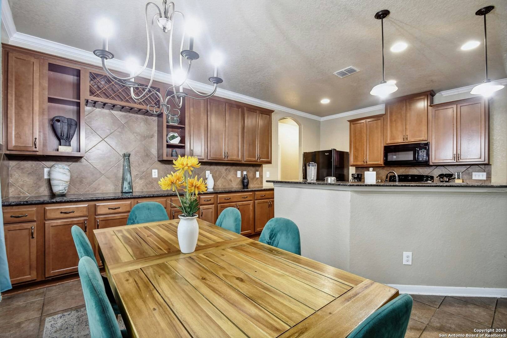 Cibolo, TX 78108-4355,112 WHITE TRL