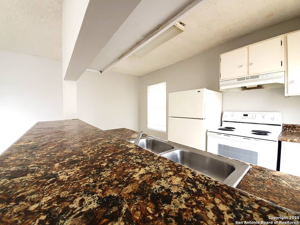 San Antonio, TX 78220-4100,629 I ST UNIT 2