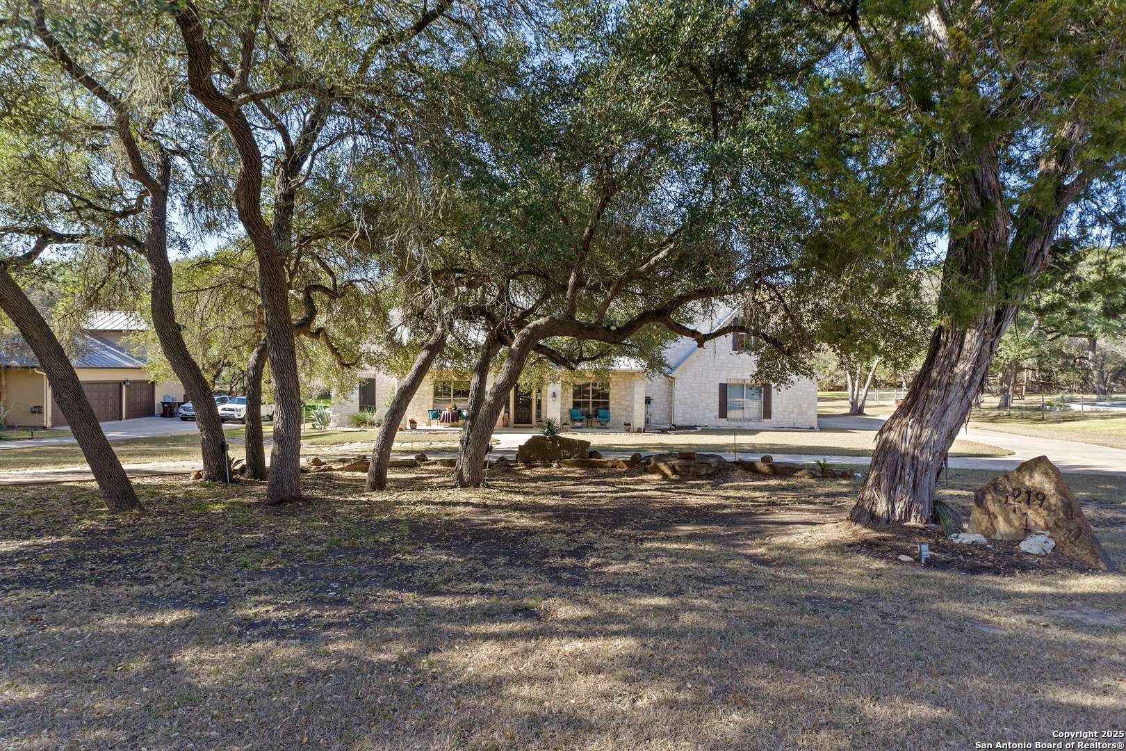 Helotes, TX 78023-2541,219 SHEPHERDS CROOK