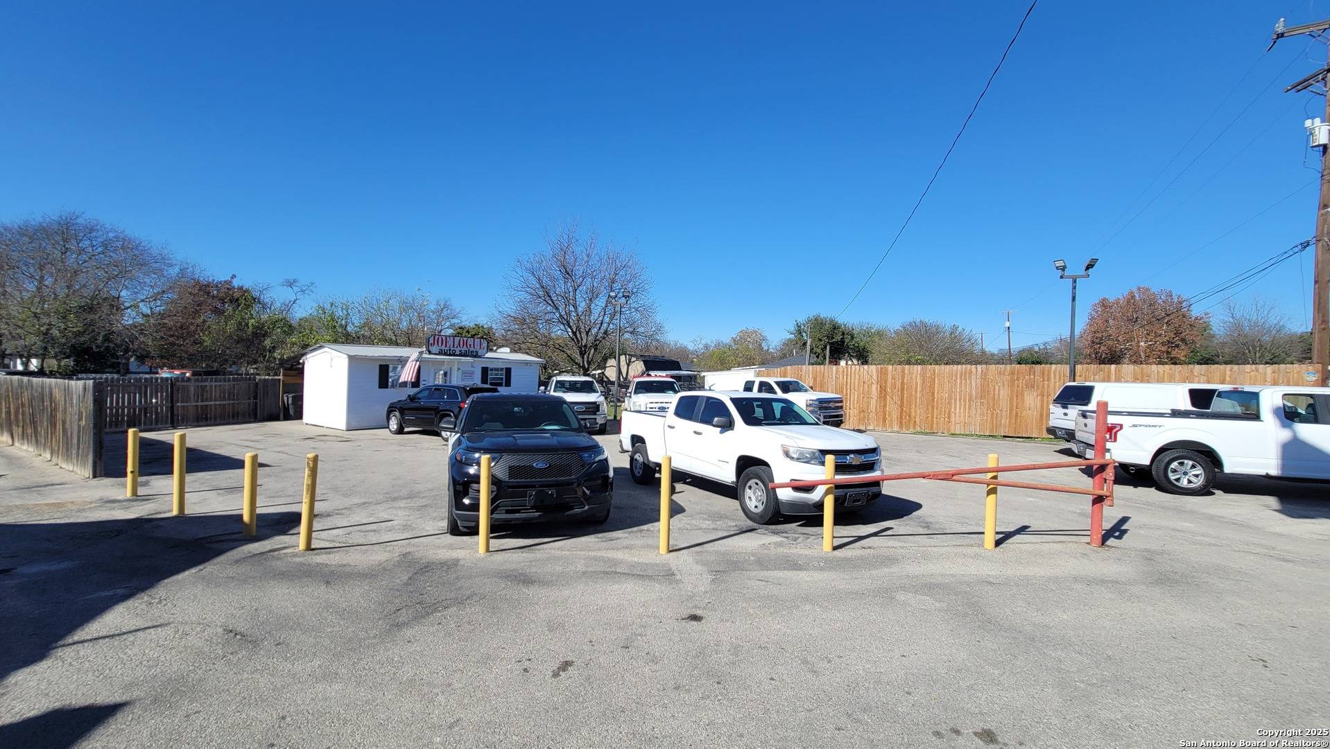 San Antonio, TX 78233-6117,5671 RANDOLPH BLVD