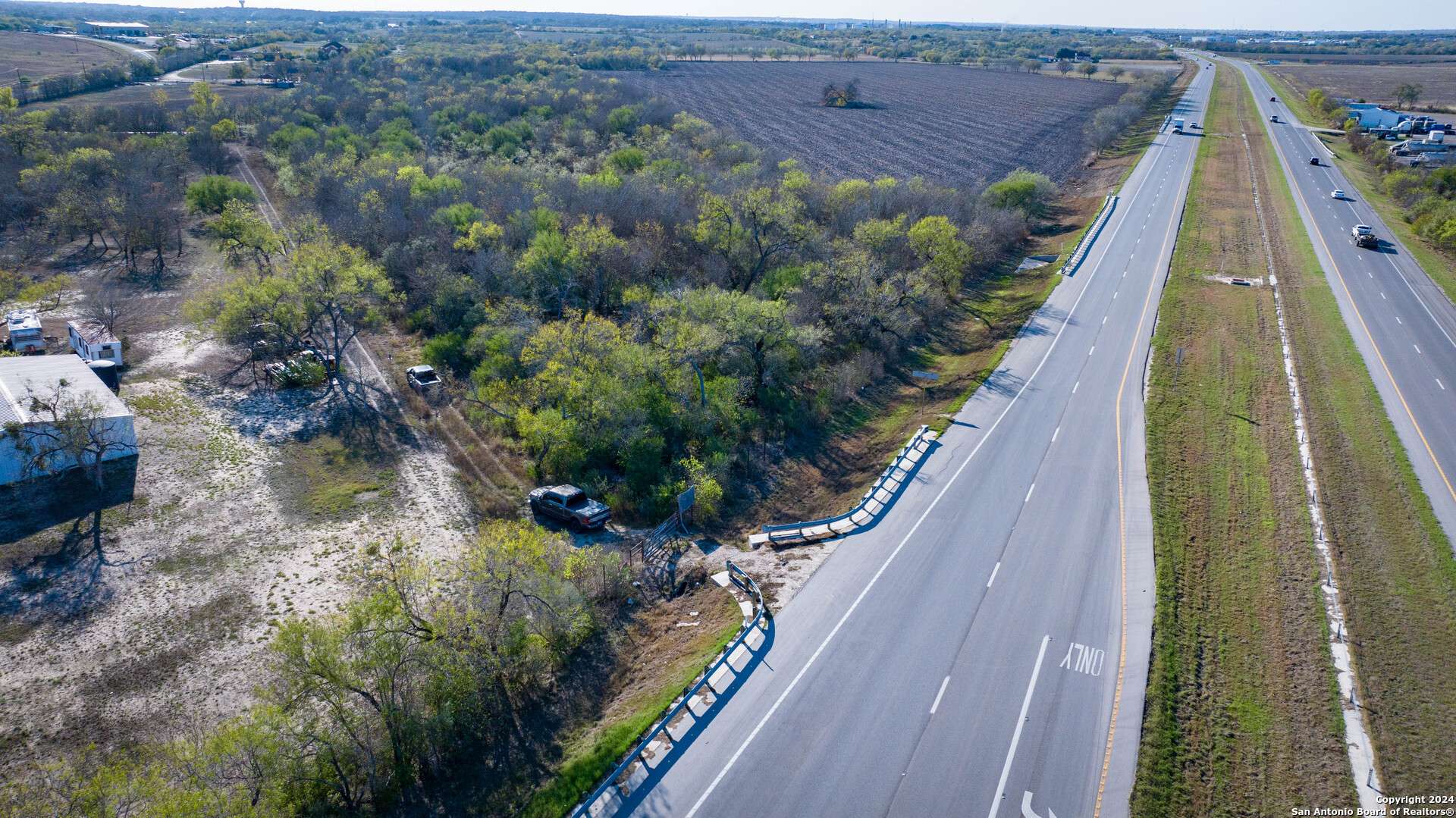 Elmendorf, TX 78112,TBD Highway 1604