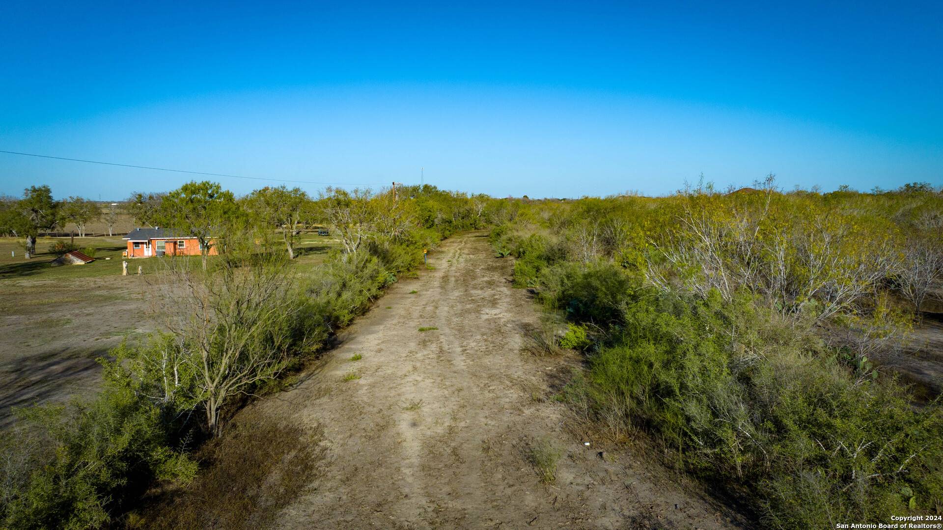 Elmendorf, TX 78112,TBD Highway 1604
