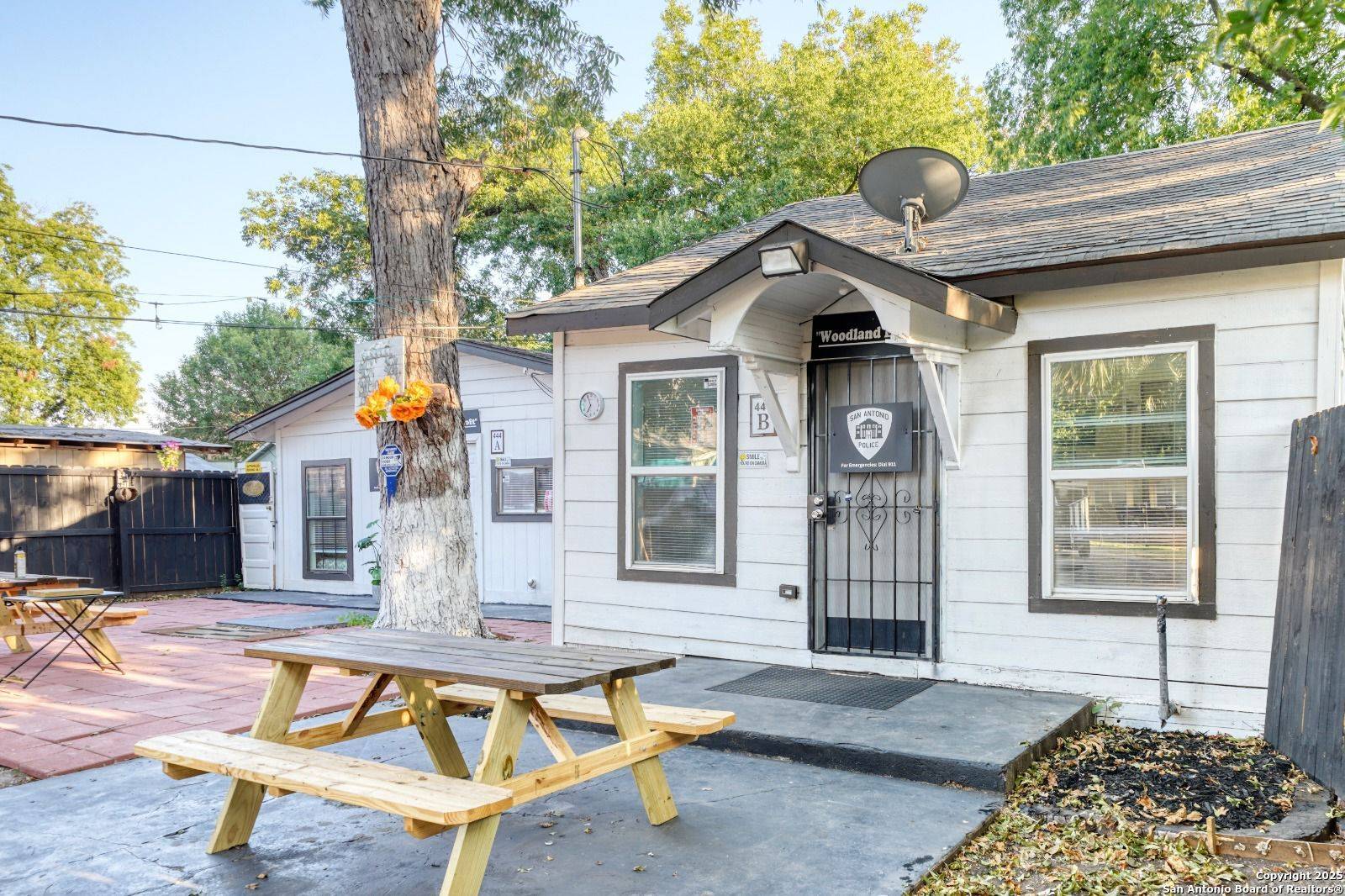 San Antonio, TX 78225,444 TAFT Blvd