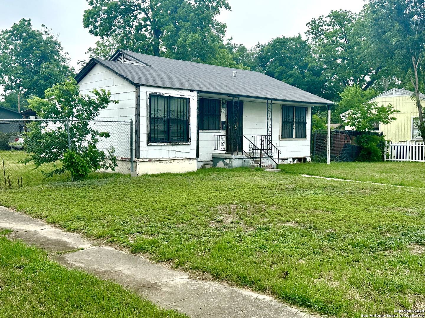 San Antonio, TX 78225-2109,751 ROYSTON AVE