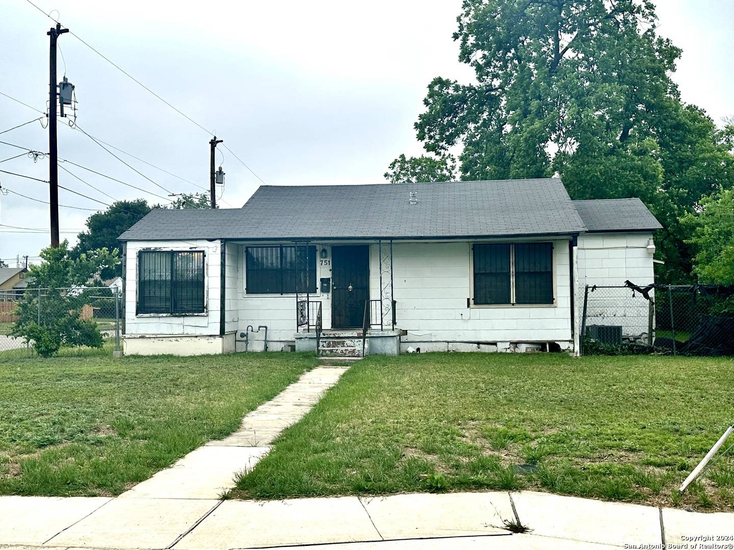 San Antonio, TX 78225-2109,751 ROYSTON AVE