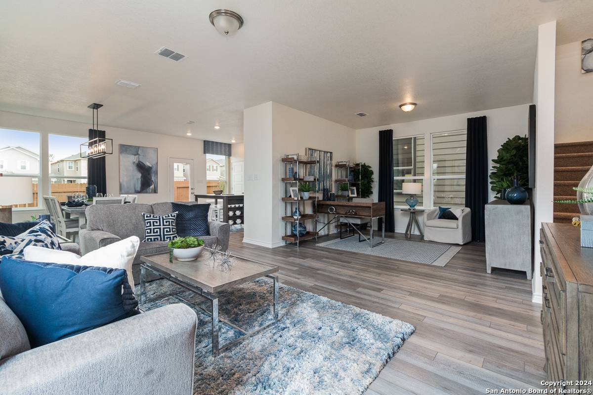 San Antonio, TX 78251,10643 Military Drive West #66