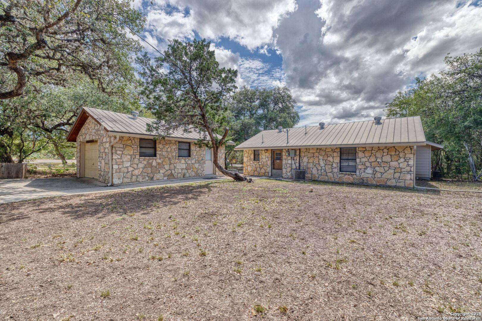 Concan, TX 78838,31 LAUREL LN