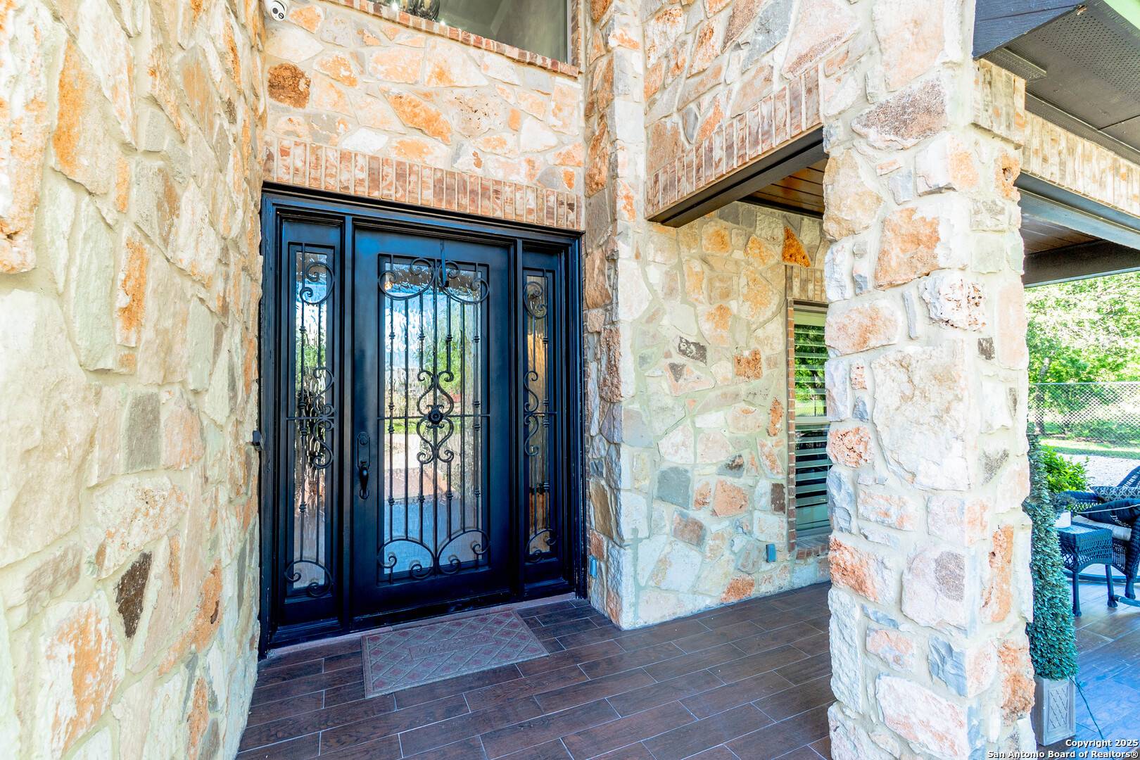 San Antonio, TX 78245-3423,12007 BOBBI WAY