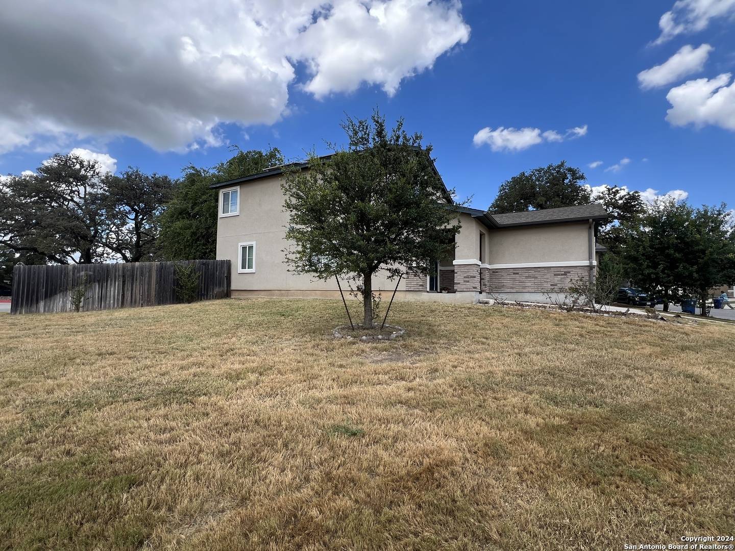 San Antonio, TX 78240,10311 Legacy Hill