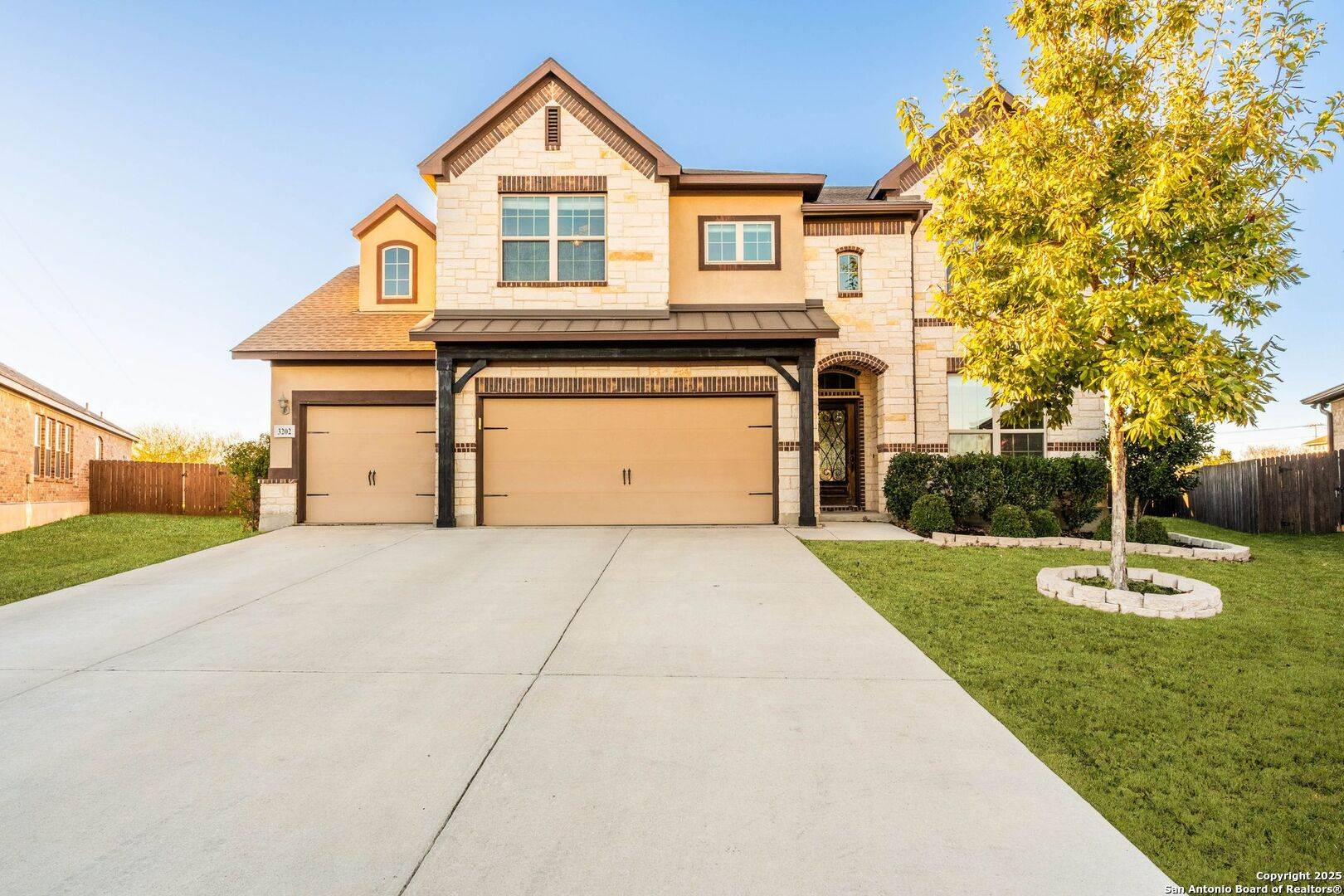 New Braunfels, TX 78130-6860,3202 Sunset Cove