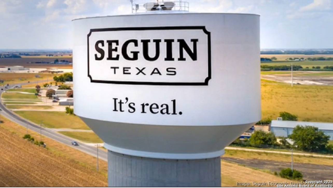 Seguin, TX 78155-8228,126 SANDSTONE LN