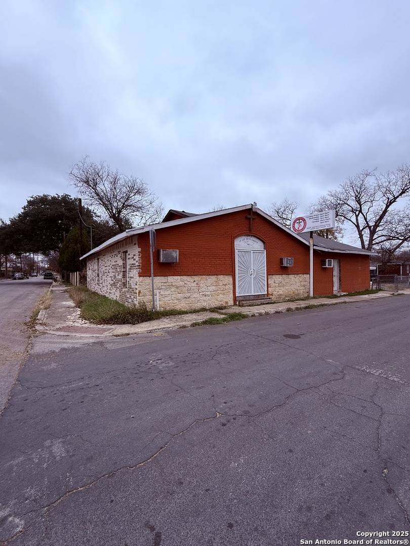 San Antonio, TX 78237-1934,5419 MONTEREY ST