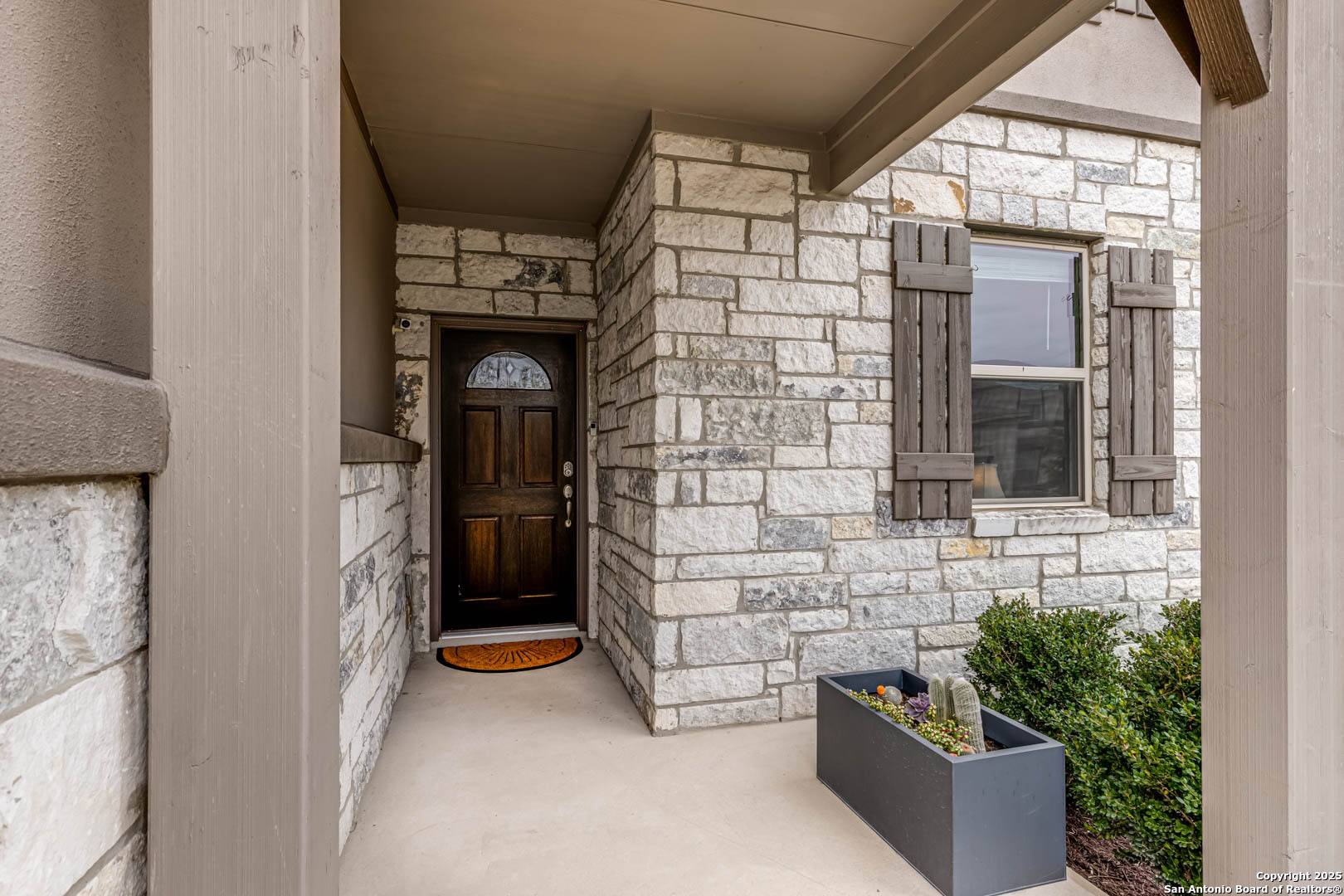 San Antonio, TX 78266-4421,21011 CHESTNUT COVE