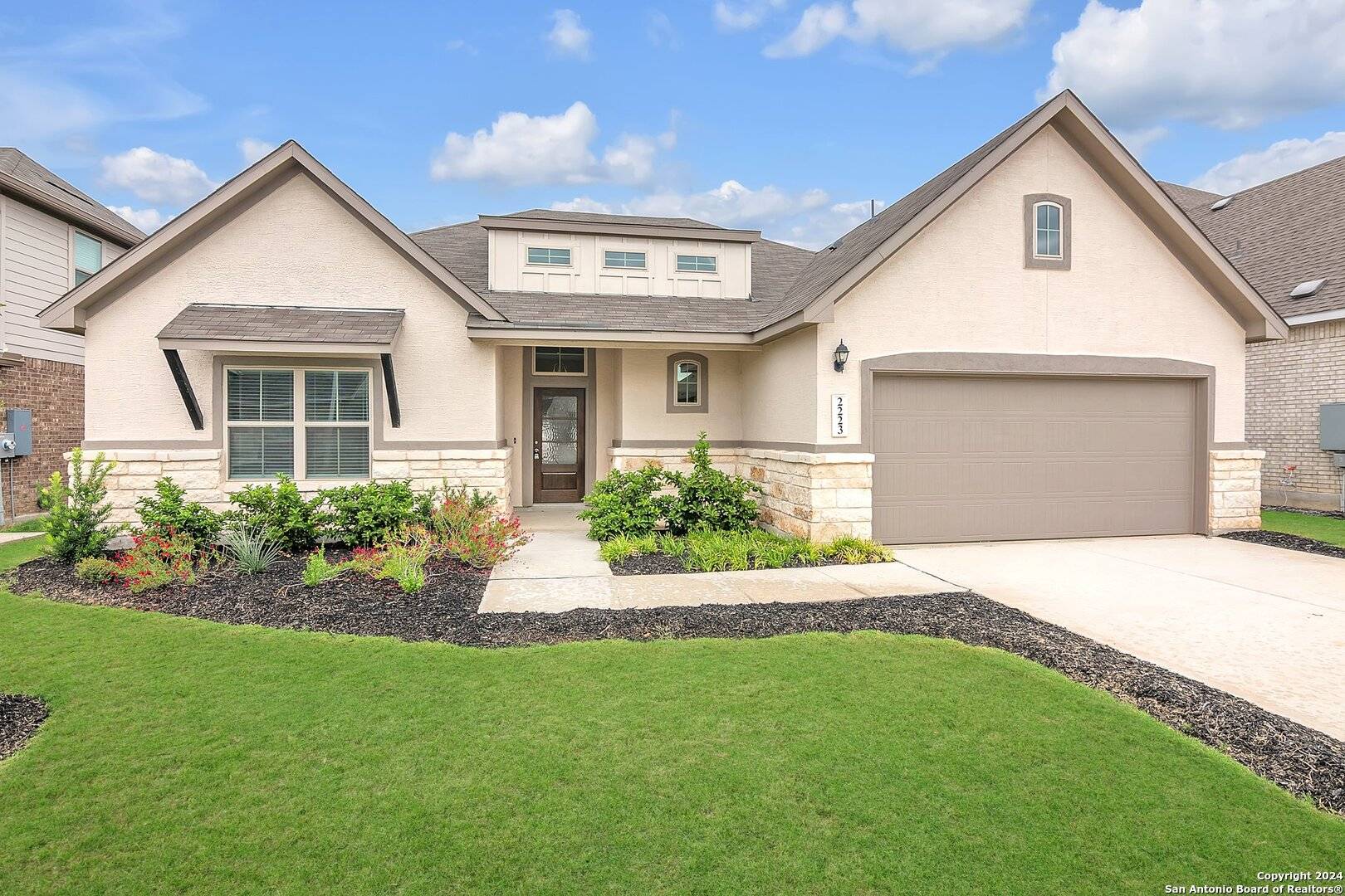 New Braunfels, TX 78132,2223 Meadow Way