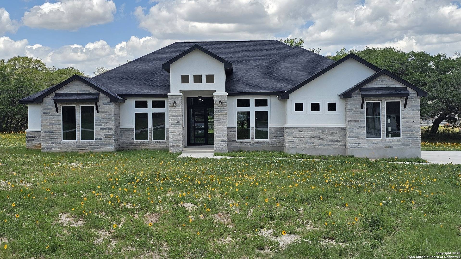 La Vernia, TX 78121,113 Hunting Ridge Dr