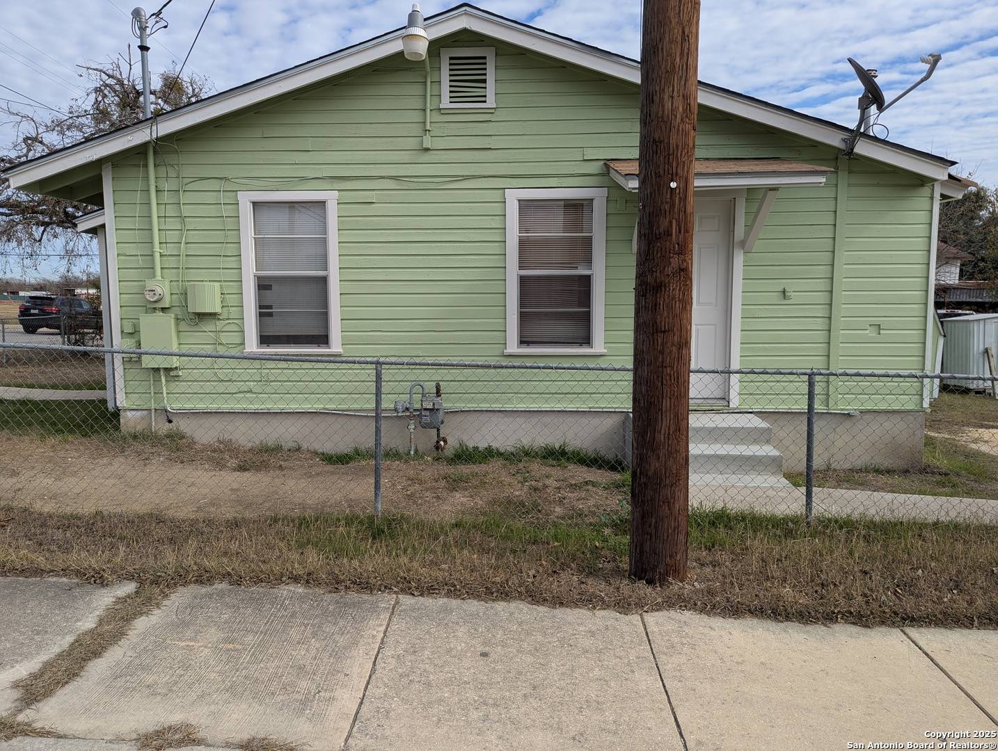 San Antonio, TX 78210-3217,1702 RIGSBY AVE